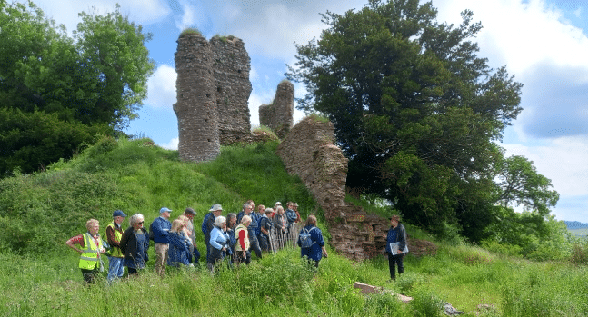 SNODHILL CASTLE – SHARE THE DISCOVERY