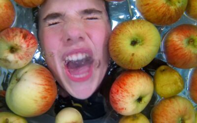 Apple Film: Welcome to the Orchard of England